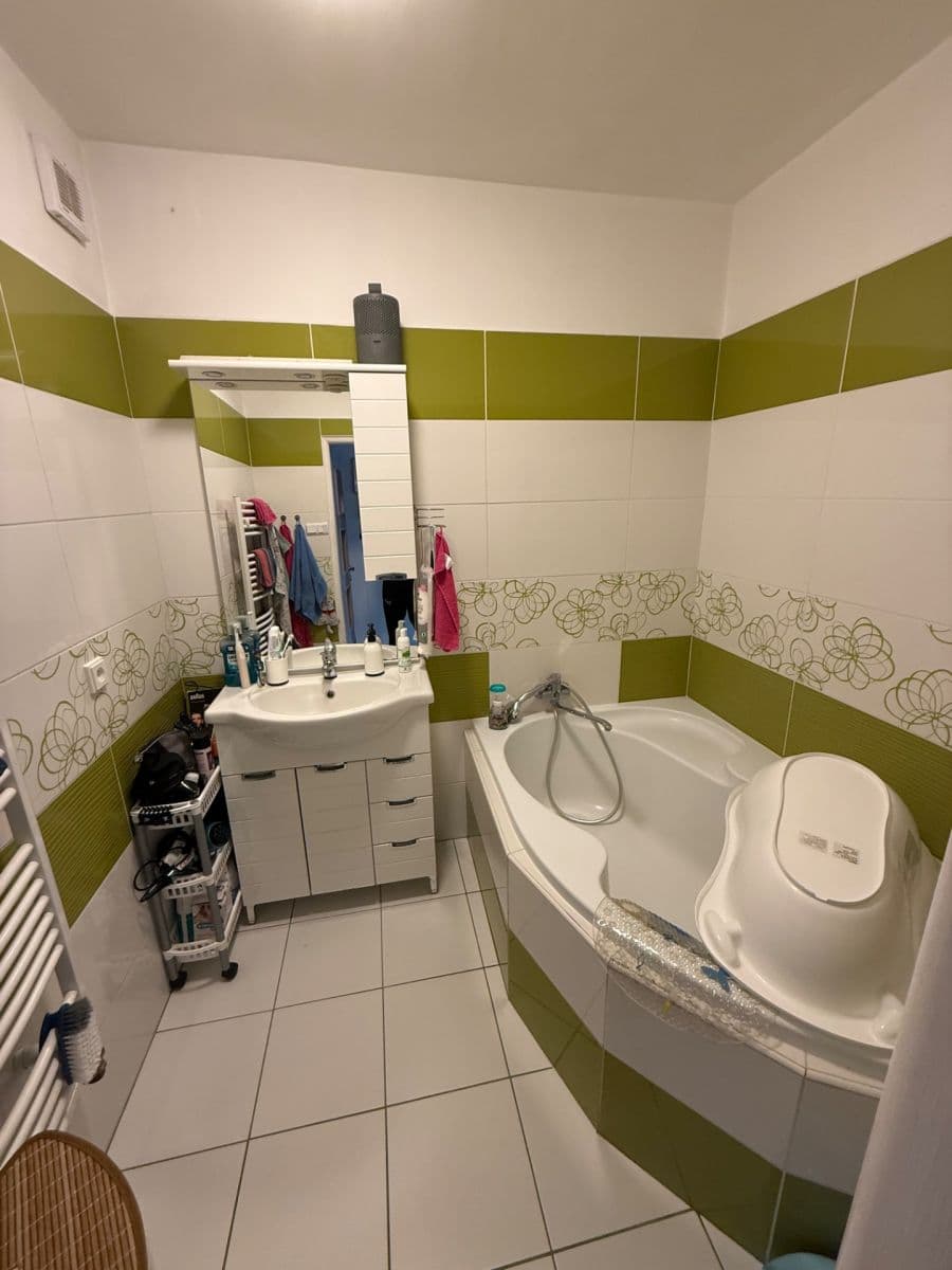 Prodej bytu 3+1 100 m², Nad Nádrží, Nasavrky, Pardubický kraj Prodej bytu 3+1 100 m², Nad Nádrží, Nasavrky, Pardubický kraj