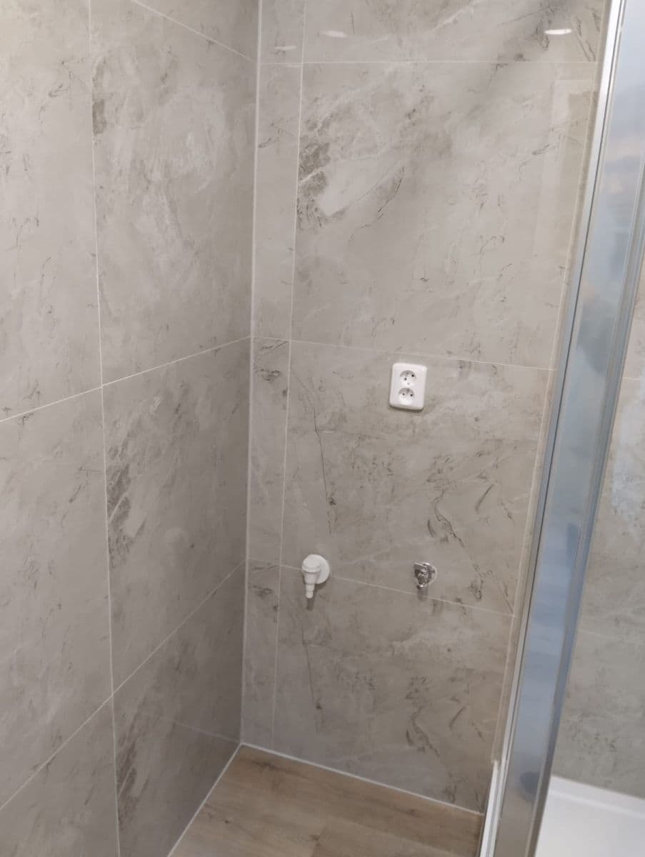 Pronájem bytu 2+kk 33 m², Komořanská, Most, Ústecký kraj Pronájem bytu 2+kk 33 m², Komořanská, Most, Ústecký kraj