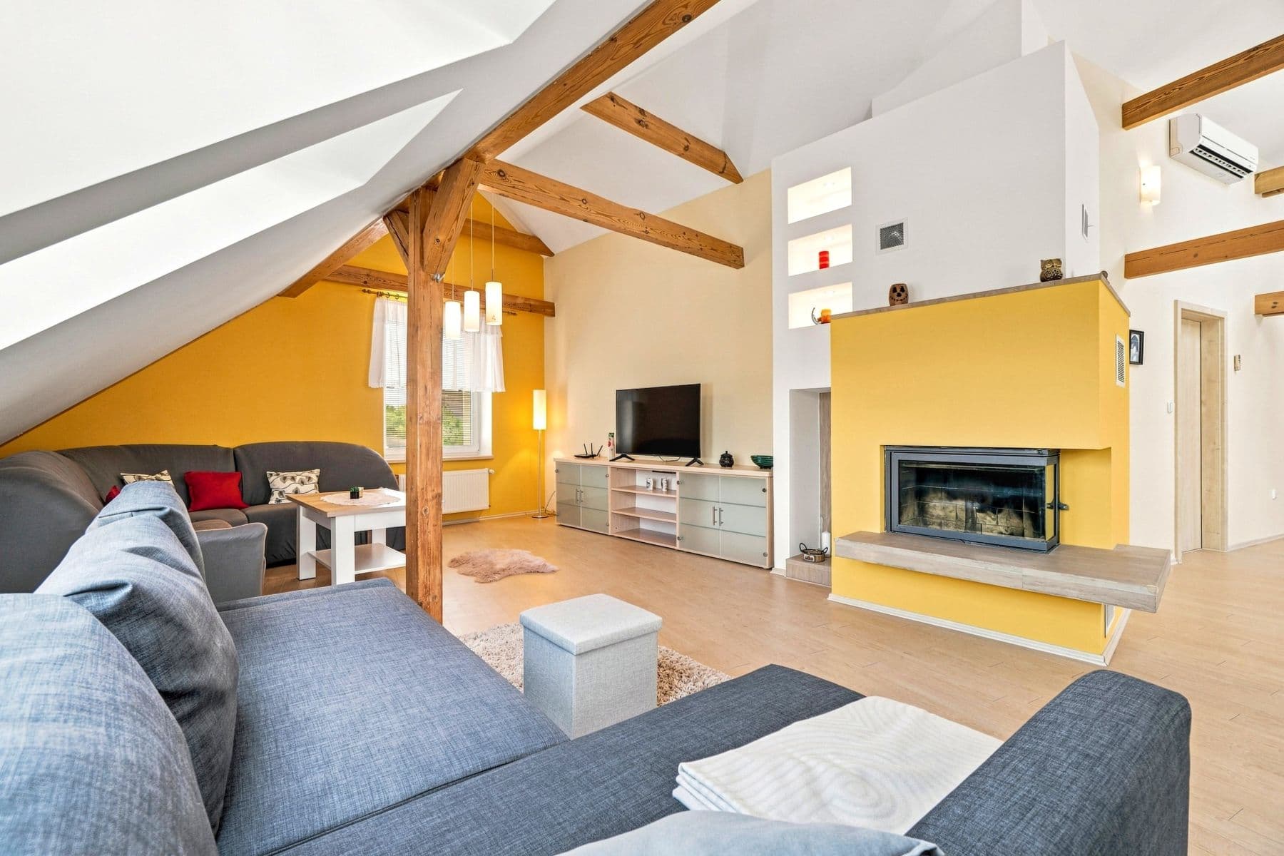 Pronájem bytu 200 m², Sokolská, Velké Opatovice, Jihomoravský kraj Pronájem bytu 200 m², Sokolská, Velké Opatovice, Jihomoravský kraj