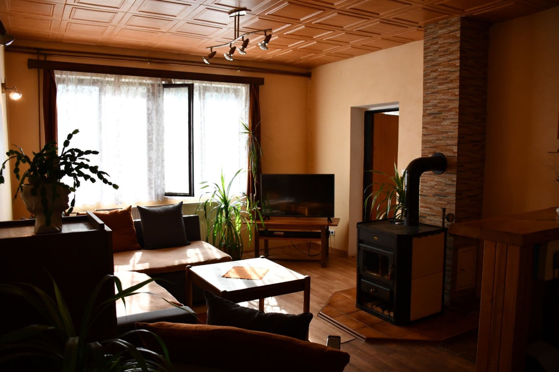Prodej chaty, chalupy 1.100 m², pozemek 1.440 m², Chřenovice, Kraj Vysočina Prodej chaty, chalupy 1.100 m², pozemek 1.440 m², Chřenovice, Kraj Vysočina