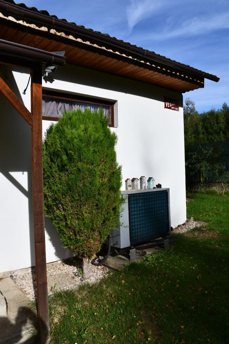 Prodej chaty, chalupy 1.100 m², pozemek 1.440 m², Chřenovice, Kraj Vysočina Prodej chaty, chalupy 1.100 m², pozemek 1.440 m², Chřenovice, Kraj Vysočina