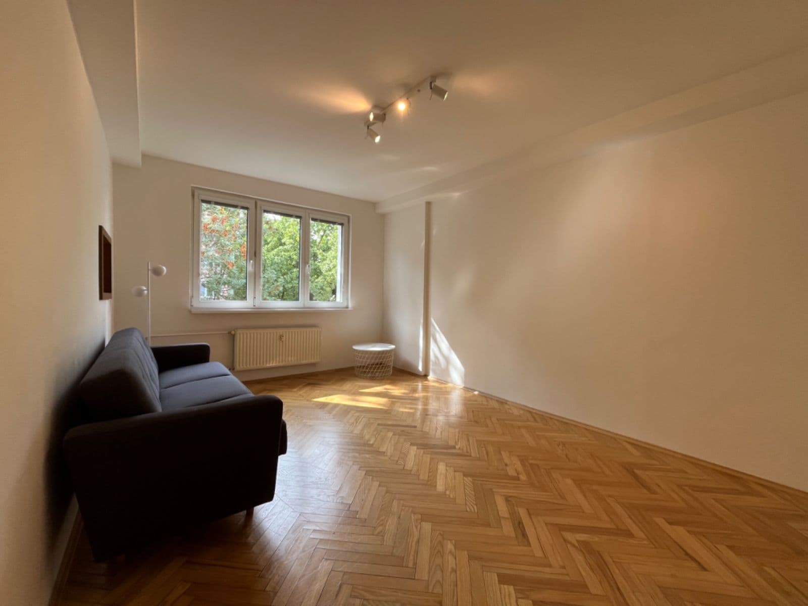 Prodej bytu 2+1 51 m², Na Okraji, Praha, Praha Prodej bytu 2+1 51 m², Na Okraji, Praha, Praha