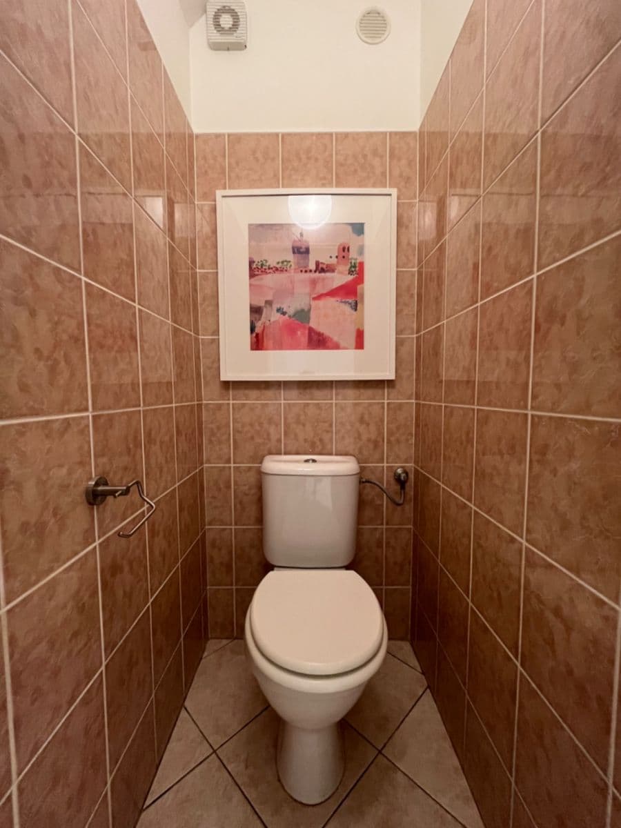 Prodej bytu 2+1 51 m², Na Okraji, Praha, Praha Prodej bytu 2+1 51 m², Na Okraji, Praha, Praha