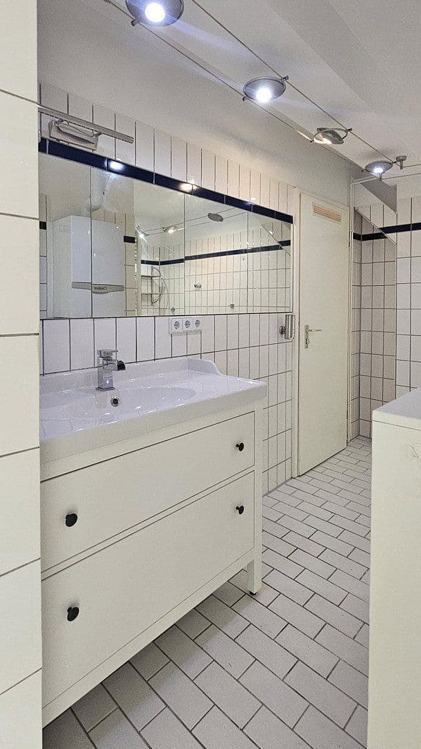 Prodej bytu 3+kk 115 m², Bernstorffstrasse, Berlin-Tegel, Berlín Prodej bytu 3+kk 115 m², Bernstorffstrasse, Berlin-Tegel, Berlín