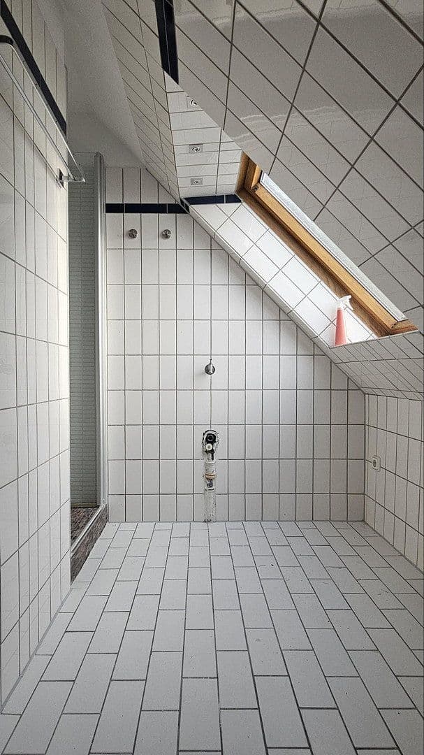 Prodej bytu 3+kk 115 m², Bernstorffstrasse, Berlin-Tegel, Berlín Prodej bytu 3+kk 115 m², Bernstorffstrasse, Berlin-Tegel, Berlín
