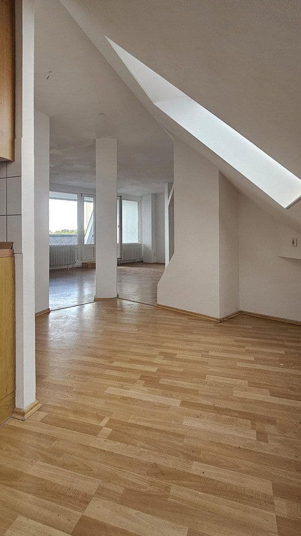 Prodej bytu 3+kk 115 m², Bernstorffstrasse, Berlin-Tegel, Berlín Prodej bytu 3+kk 115 m², Bernstorffstrasse, Berlin-Tegel, Berlín