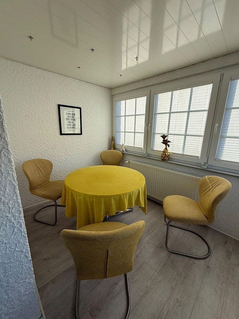 Prodej domu 290 m², pozemek 675 m², Bruchstr. 4, Hütschenhausen, Porýní-Falc Prodej domu 290 m², pozemek 675 m², Bruchstr. 4, Hütschenhausen, Porýní-Falc