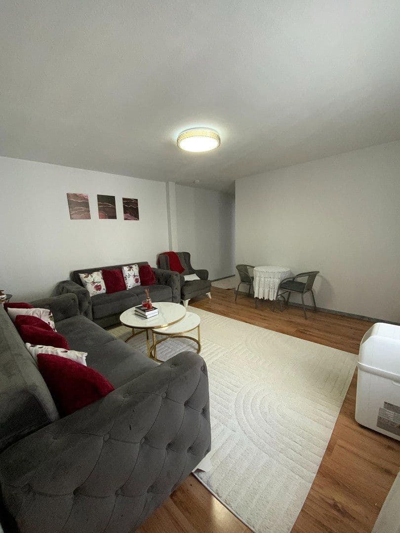 Pronájem bytu 3+1 60 m², Pfungstadt, Hessen Pronájem bytu 3+1 60 m², Pfungstadt, Hessen