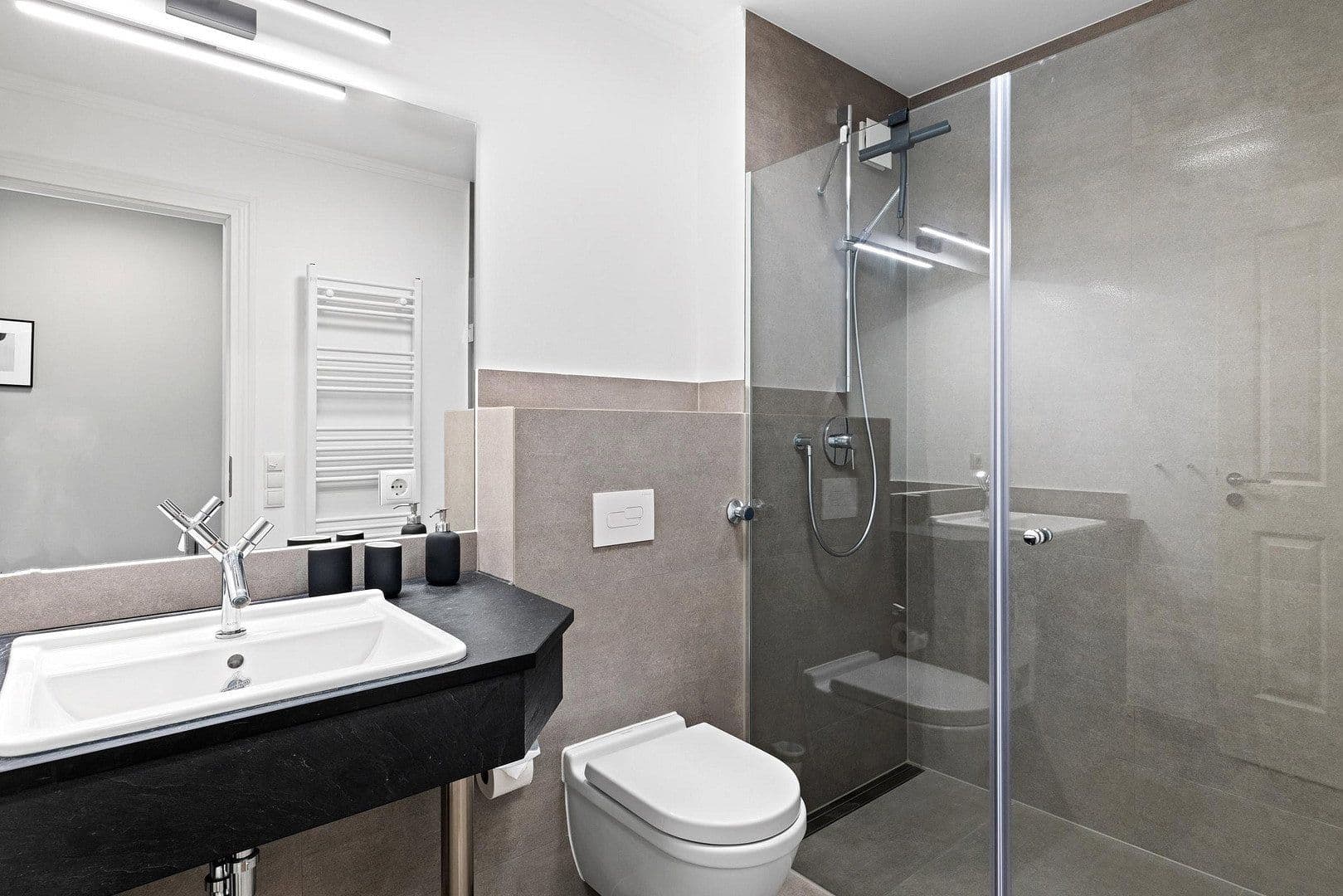 Prodej bytu 4+1 122 m², Tannenstraße 7 c, Kühlungsborn, Mecklenburg-Vorpommern Prodej bytu 4+1 122 m², Tannenstraße 7 c, Kühlungsborn, Mecklenburg-Vorpommern