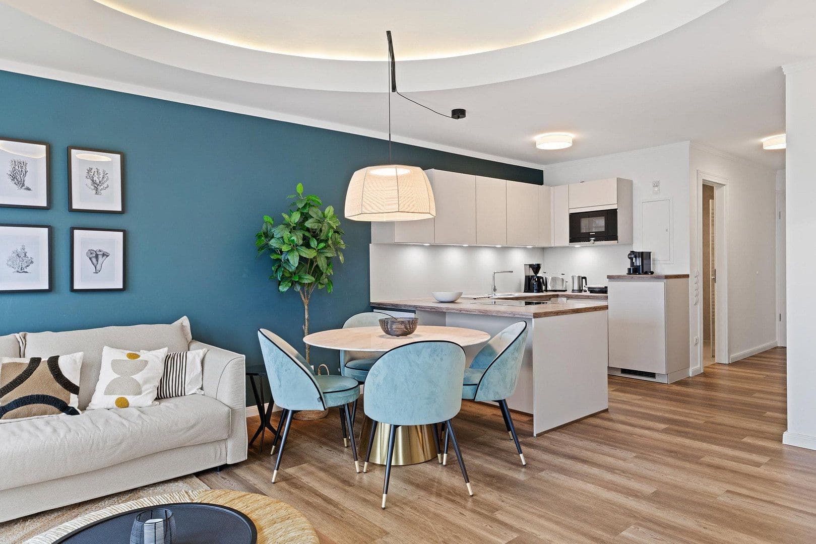 Prodej bytu 4+1 122 m², Tannenstraße 7 c, Kühlungsborn, Mecklenburg-Vorpommern Prodej bytu 4+1 122 m², Tannenstraße 7 c, Kühlungsborn, Mecklenburg-Vorpommern