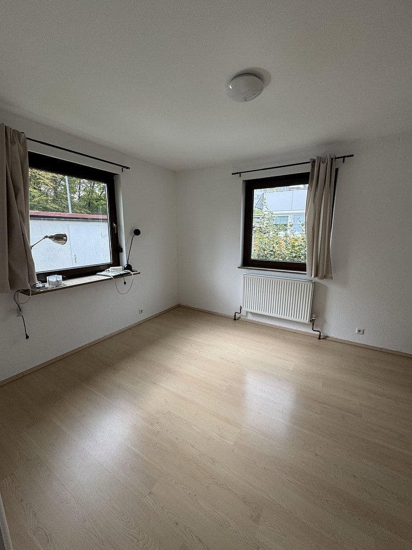 Prodej domu 208 m², pozemek 642 m², Bockelstraße 130, Stutttgart, Bádensko-Württembersko Prodej domu 208 m², pozemek 642 m², Bockelstraße 130, Stutttgart, Bádensko-Württembersko