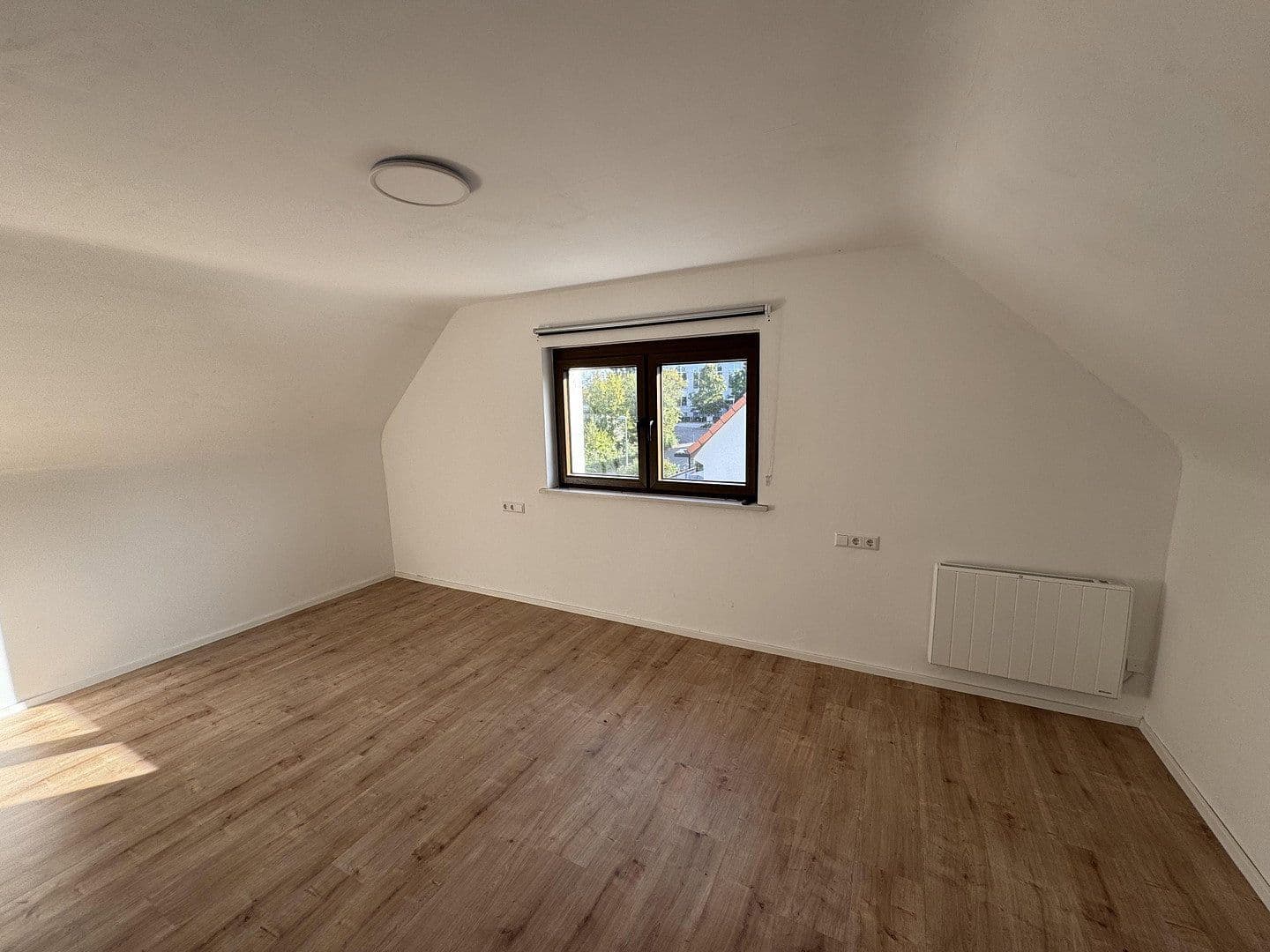 Prodej domu 208 m², pozemek 642 m², Bockelstraße 130, Stutttgart, Bádensko-Württembersko Prodej domu 208 m², pozemek 642 m², Bockelstraße 130, Stutttgart, Bádensko-Württembersko