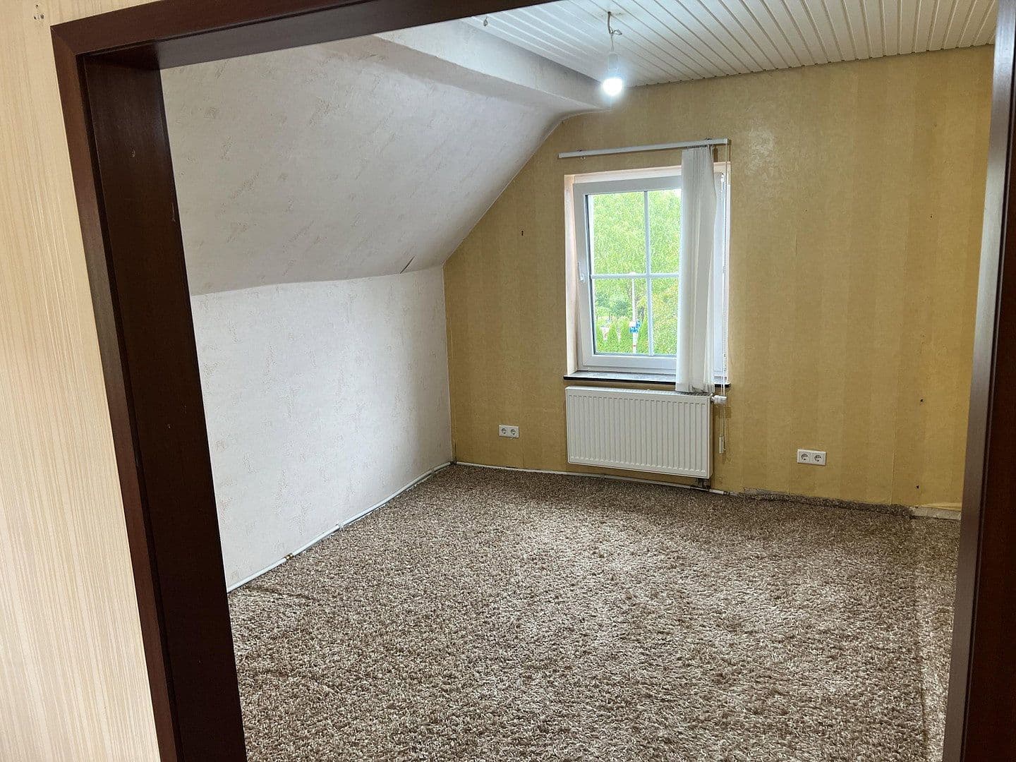 Prodej domu 125 m², pozemek 336 m², Kriegerweg 4, Schlangen, Severní Porýní-Vestfálsko Prodej domu 125 m², pozemek 336 m², Kriegerweg 4, Schlangen, Severní Porýní-Vestfálsko
