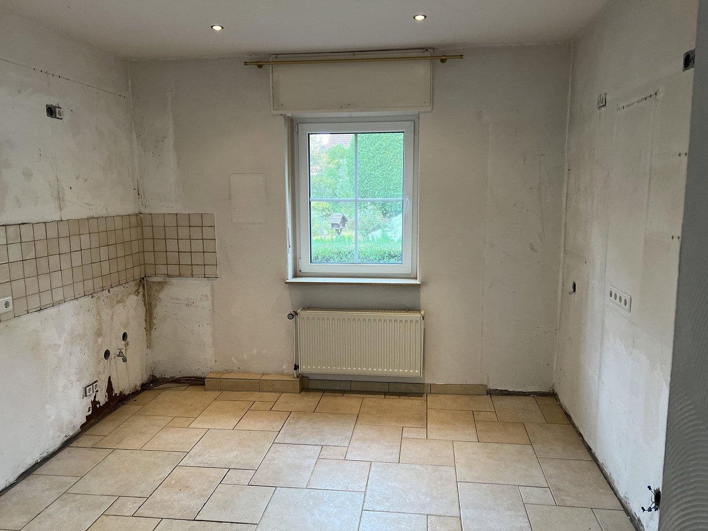 Prodej domu 125 m², pozemek 336 m², Kriegerweg 4, Schlangen, Severní Porýní-Vestfálsko Prodej domu 125 m², pozemek 336 m², Kriegerweg 4, Schlangen, Severní Porýní-Vestfálsko