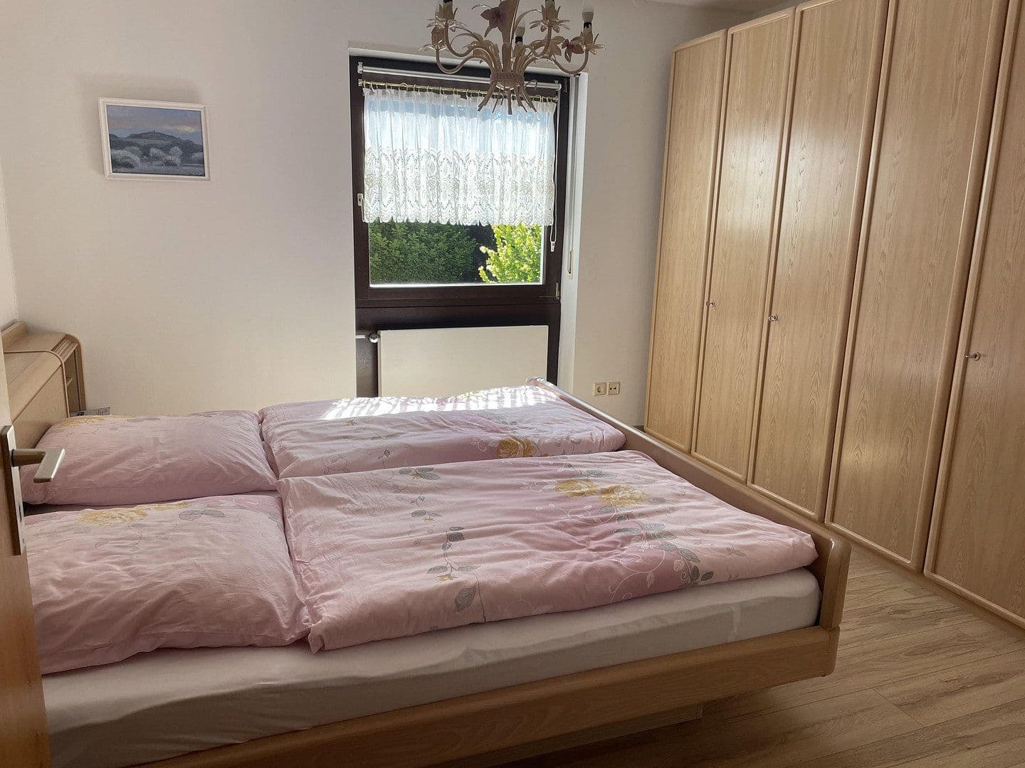 Prodej domu 240 m², pozemek 812 m², von Schleiffras-Str 33, Fulda, Hessen Prodej domu 240 m², pozemek 812 m², von Schleiffras-Str 33, Fulda, Hessen