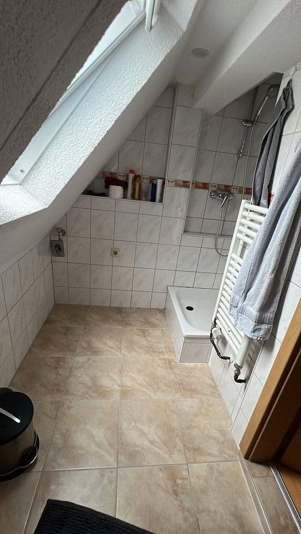 Pronájem bytu 4+1 100 m², Simmozheimer str 16, Weil der Stadt, Bádensko-Württembersko Pronájem bytu 4+1 100 m², Simmozheimer str 16, Weil der Stadt, Bádensko-Württembersko