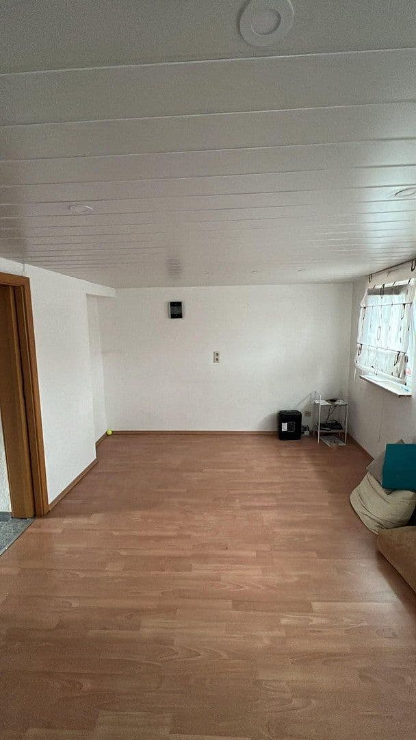 Pronájem bytu 4+1 100 m², Simmozheimer str 16, Weil der Stadt, Bádensko-Württembersko Pronájem bytu 4+1 100 m², Simmozheimer str 16, Weil der Stadt, Bádensko-Württembersko