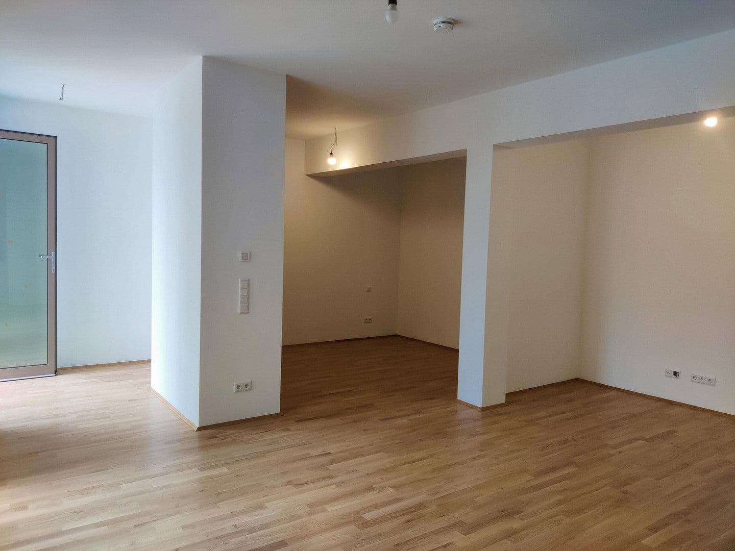 Pronájem bytu 1+1 57 m², Berlin, Berlín Pronájem bytu 1+1 57 m², Berlin, Berlín