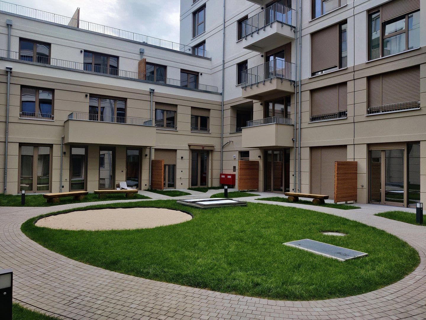Pronájem bytu 1+1 57 m², Berlin, Berlín Pronájem bytu 1+1 57 m², Berlin, Berlín