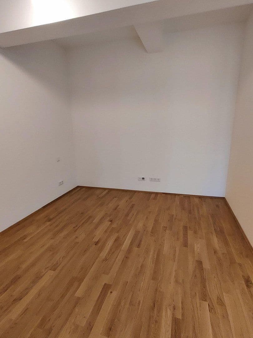 Pronájem bytu 1+1 57 m², Berlin, Berlín Pronájem bytu 1+1 57 m², Berlin, Berlín