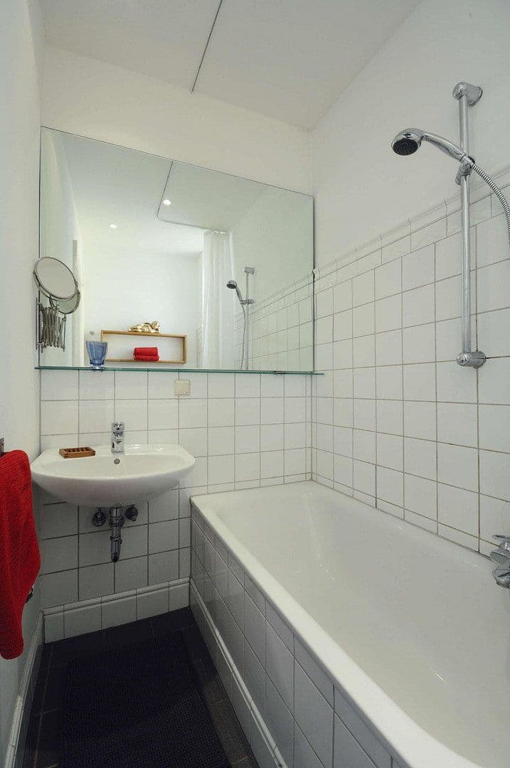 Prodej bytu 2+1 57 m², Hamburg, Hamburg Prodej bytu 2+1 57 m², Hamburg, Hamburg