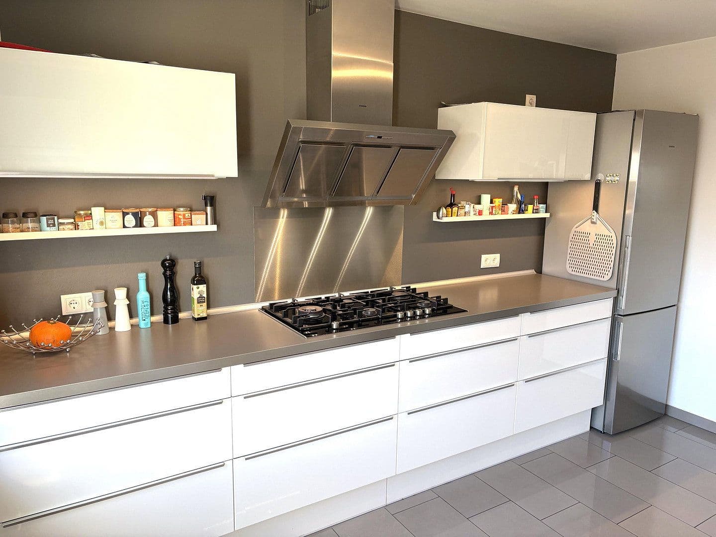 Prodej domu 181 m², pozemek 527 m², Reinheim, Hessen Prodej domu 181 m², pozemek 527 m², Reinheim, Hessen