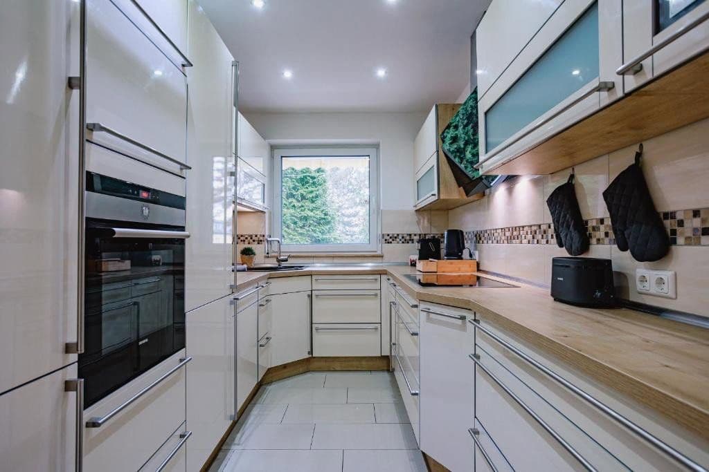 Pronájem bytu 3+1 88 m², Essen (Holsterhausen), Severní Porýní-Vestfálsko Pronájem bytu 3+1 88 m², Essen (Holsterhausen), Severní Porýní-Vestfálsko