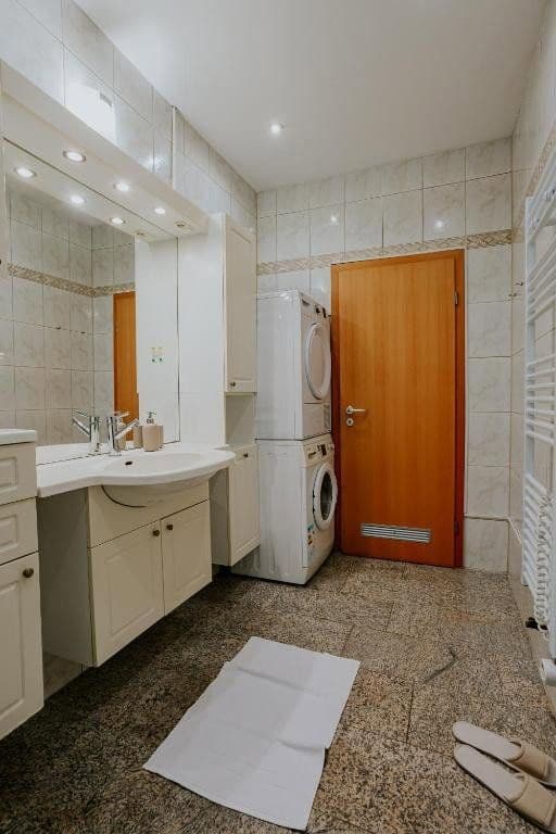 Pronájem bytu 3+1 88 m², Essen (Holsterhausen), Severní Porýní-Vestfálsko Pronájem bytu 3+1 88 m², Essen (Holsterhausen), Severní Porýní-Vestfálsko