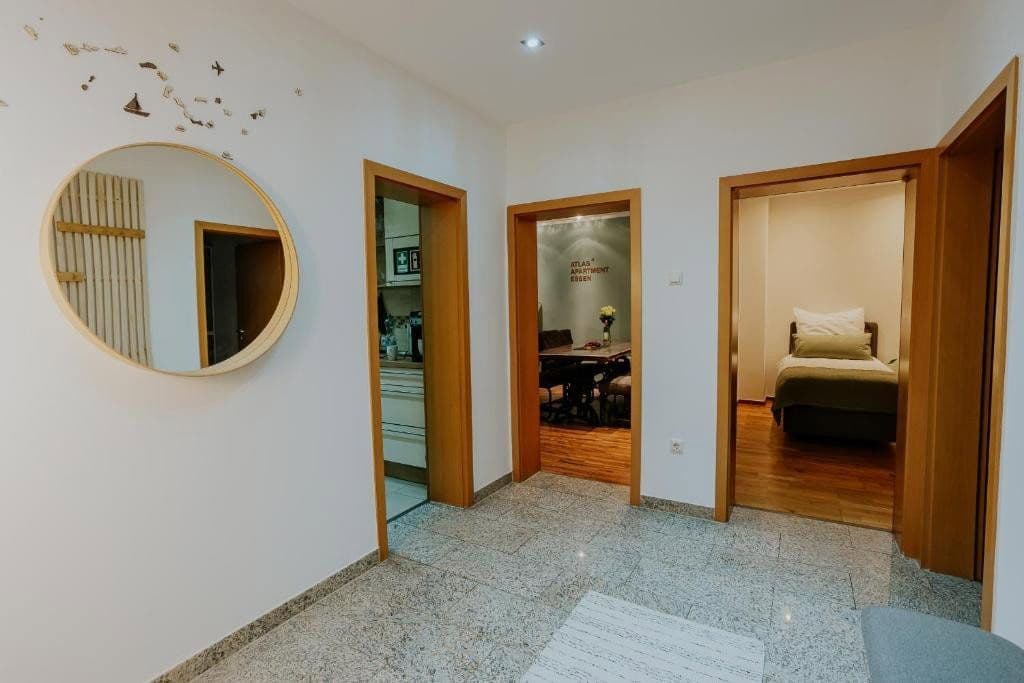 Pronájem bytu 3+1 88 m², Essen (Holsterhausen), Severní Porýní-Vestfálsko Pronájem bytu 3+1 88 m², Essen (Holsterhausen), Severní Porýní-Vestfálsko