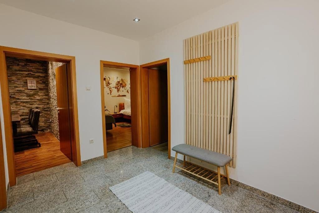 Pronájem bytu 3+1 88 m², Essen (Holsterhausen), Severní Porýní-Vestfálsko Pronájem bytu 3+1 88 m², Essen (Holsterhausen), Severní Porýní-Vestfálsko