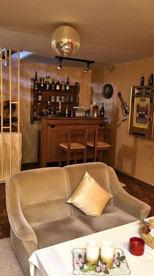 Prodej domu 130 m², pozemek 162 m², Gevelsberg, Severní Porýní-Vestfálsko Prodej domu 130 m², pozemek 162 m², Gevelsberg, Severní Porýní-Vestfálsko