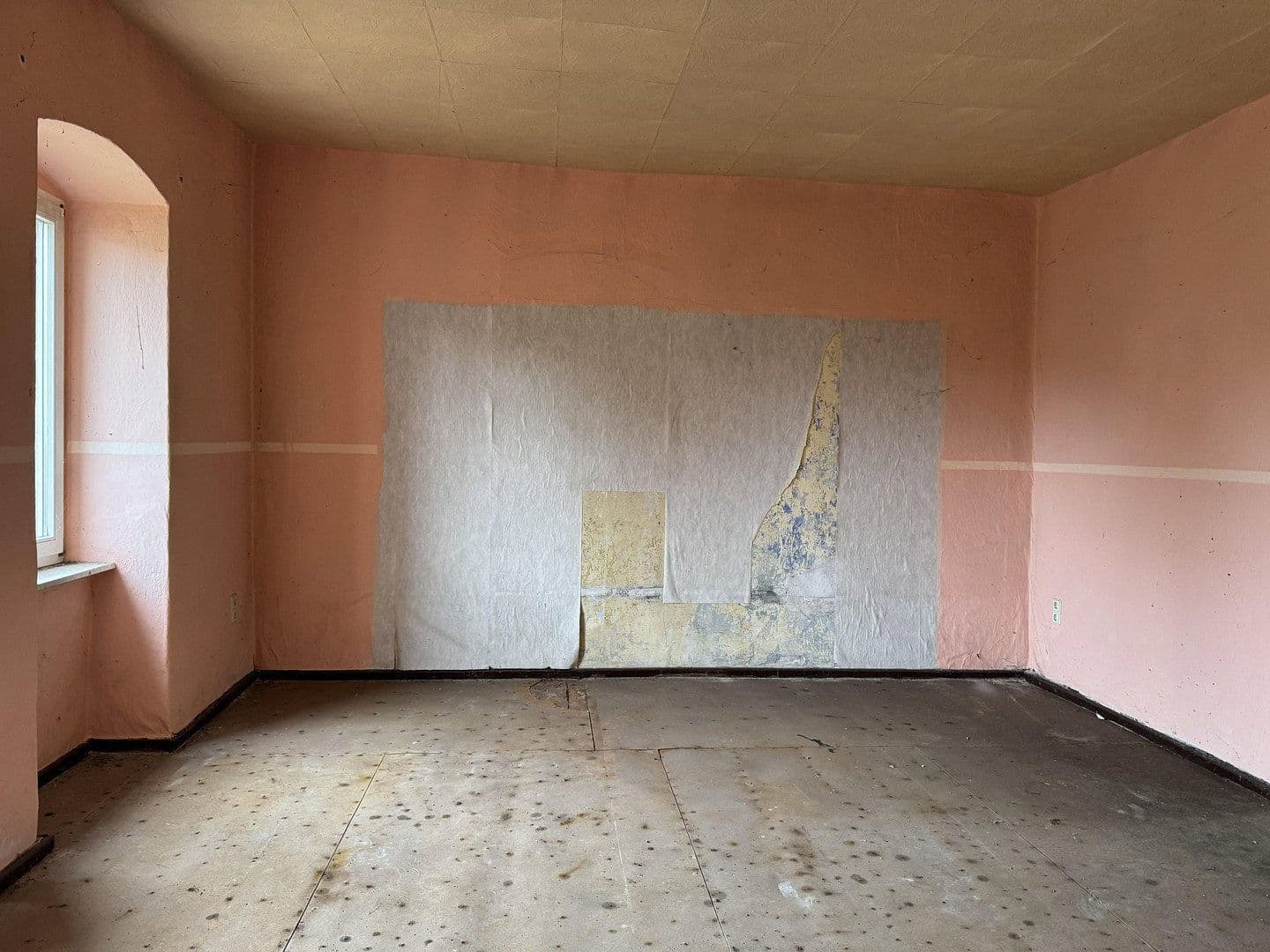 Prodej domu 320 m², pozemek 672 m², Ernst-Thälmann-Straße -13, Wettin-Löbejün, Sasko-Anhaltsko Prodej domu 320 m², pozemek 672 m², Ernst-Thälmann-Straße -13, Wettin-Löbejün, Sasko-Anhaltsko