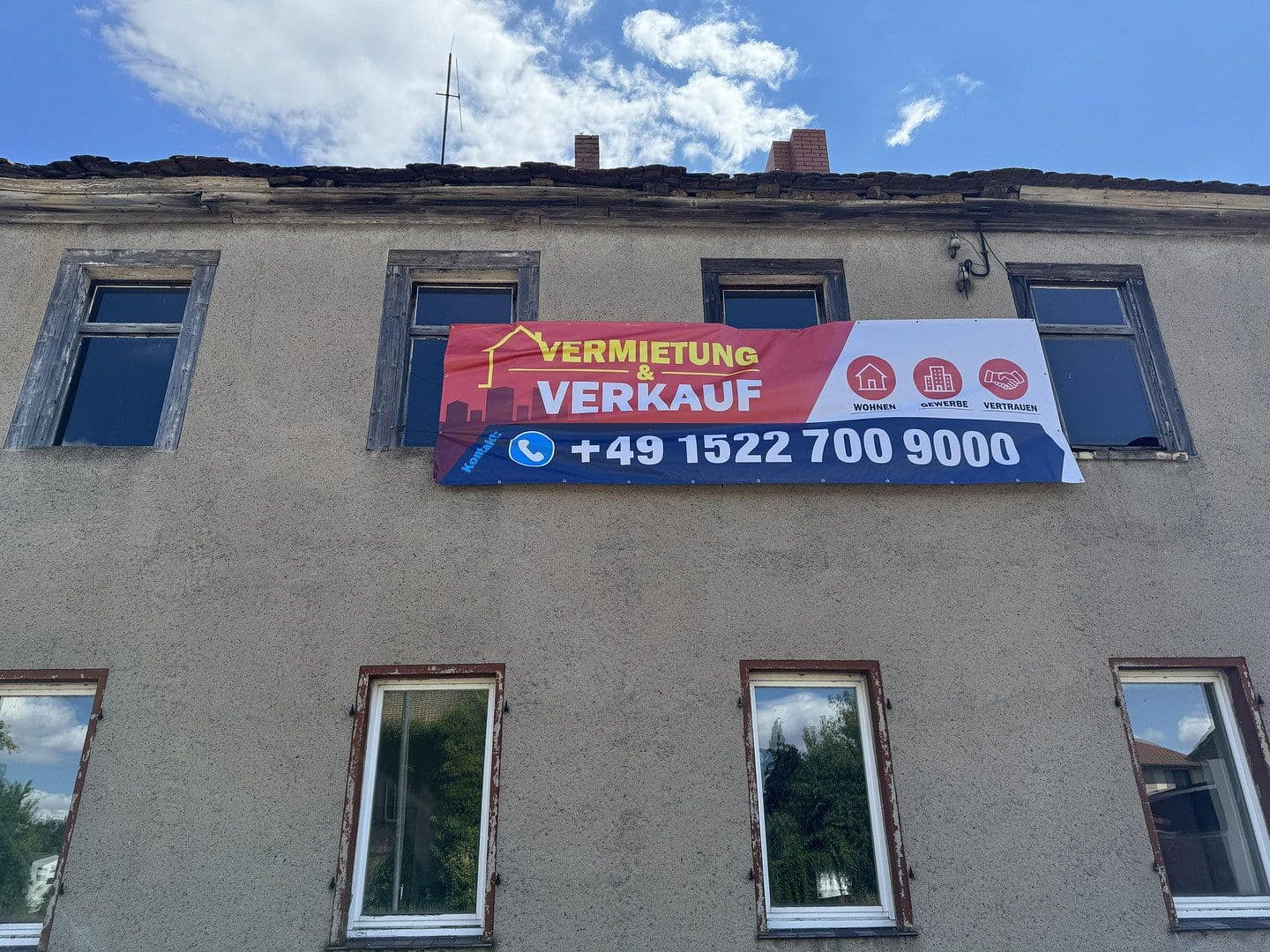 Prodej domu 320 m², pozemek 672 m², Ernst-Thälmann-Straße -13, Wettin-Löbejün, Sasko-Anhaltsko Prodej domu 320 m², pozemek 672 m², Ernst-Thälmann-Straße -13, Wettin-Löbejün, Sasko-Anhaltsko