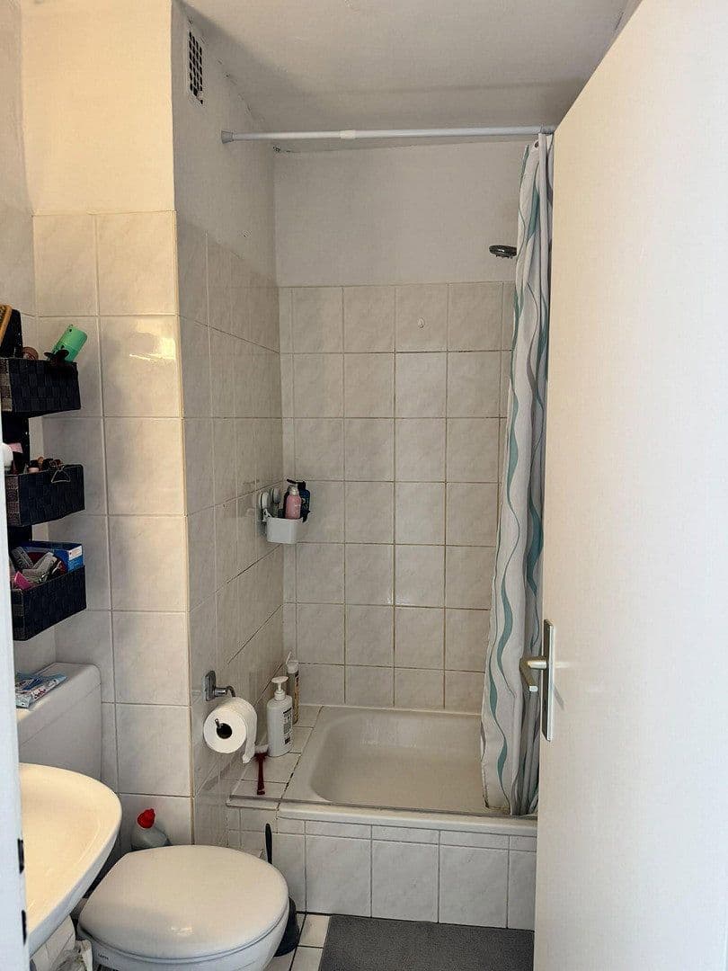 Pronájem bytu 2+1 47 m², Birkenweg 6, Siegburg, Severní Porýní-Vestfálsko Pronájem bytu 2+1 47 m², Birkenweg 6, Siegburg, Severní Porýní-Vestfálsko