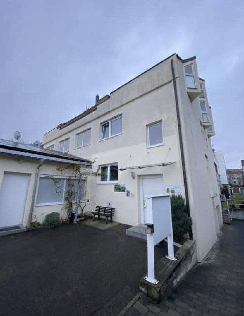 Pronájem nebytového prostoru 23 m², Weilimdorfer Str. 42, Korntal-Münchingen, Bádensko-Württembersko Pronájem nebytového prostoru 23 m², Weilimdorfer Str. 42, Korntal-Münchingen, Bádensko-Württembersko