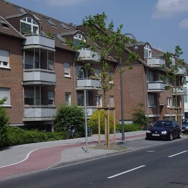 Pronájem bytu 2+1 66 m², Aachenerstr 1372, Köln, Severní Porýní-Vestfálsko Pronájem bytu 2+1 66 m², Aachenerstr 1372, Köln, Severní Porýní-Vestfálsko