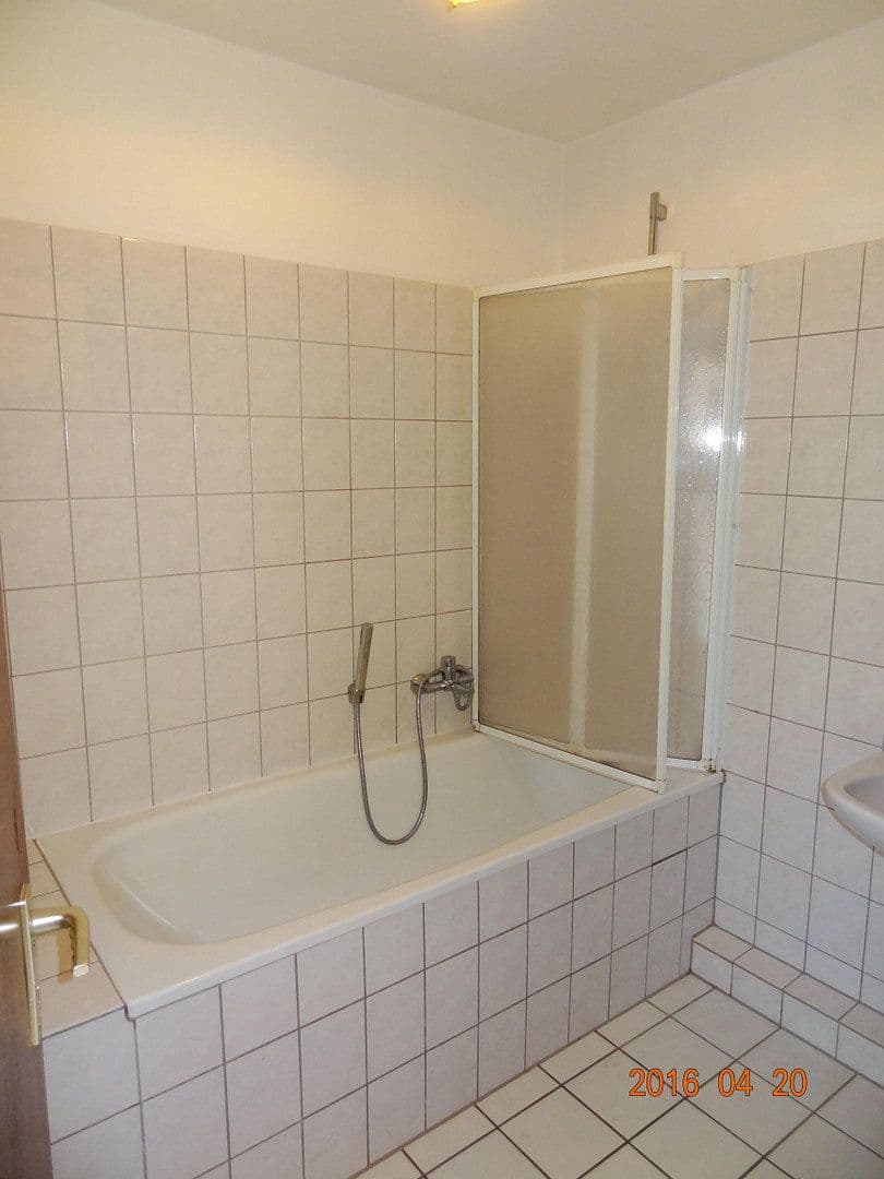 Pronájem bytu 2+1 66 m², Aachenerstr 1372, Köln, Severní Porýní-Vestfálsko Pronájem bytu 2+1 66 m², Aachenerstr 1372, Köln, Severní Porýní-Vestfálsko