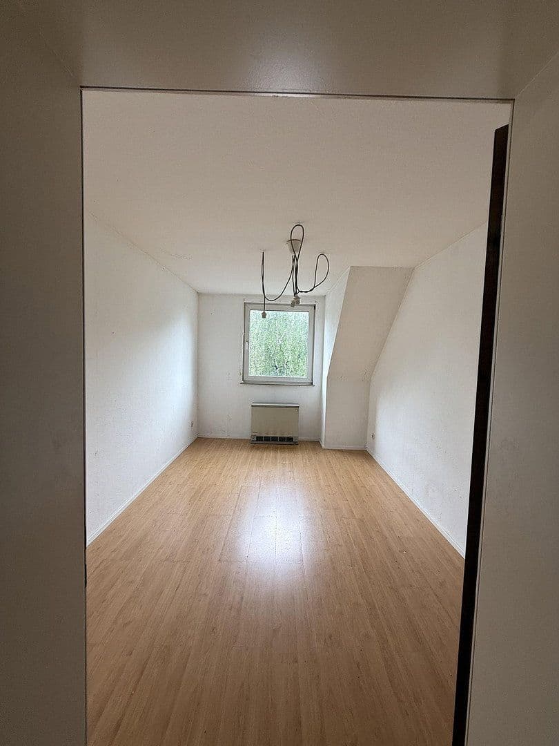 Pronájem bytu 3+1 86 m², Buddestraße 14, Essen, Severní Porýní-Vestfálsko Pronájem bytu 3+1 86 m², Buddestraße 14, Essen, Severní Porýní-Vestfálsko