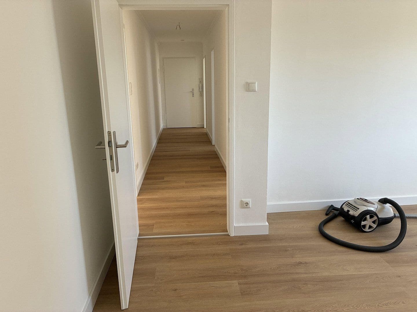 Prodej bytu 3+1 67 m², Kissing, Bavorsko Prodej bytu 3+1 67 m², Kissing, Bavorsko