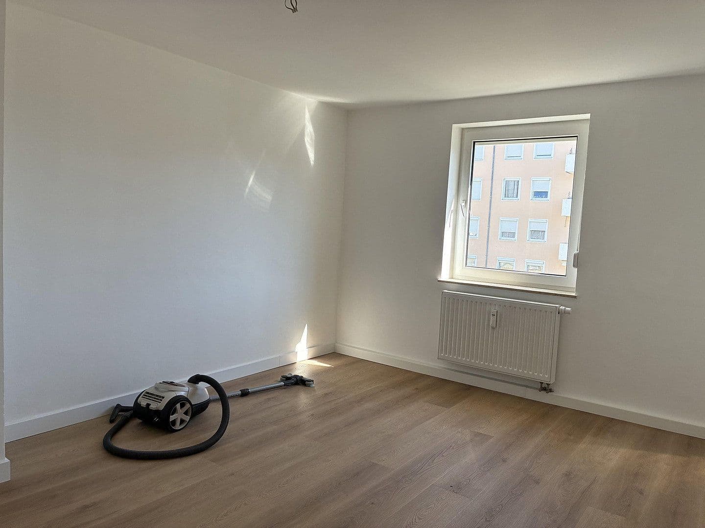 Prodej bytu 3+1 67 m², Kissing, Bavorsko Prodej bytu 3+1 67 m², Kissing, Bavorsko