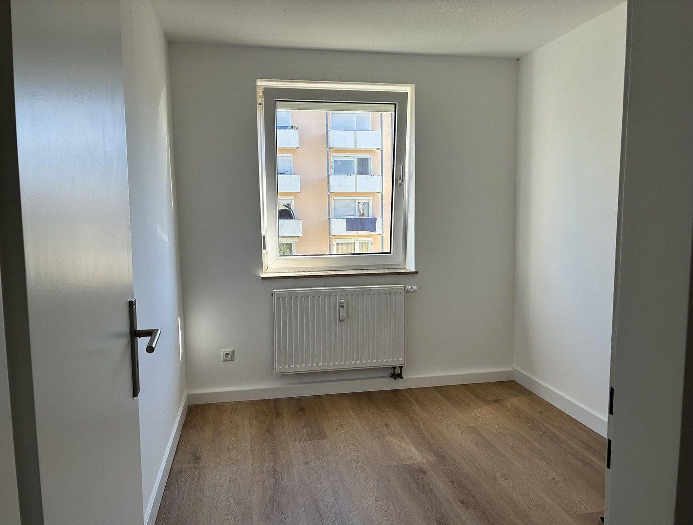 Prodej bytu 3+1 67 m², Kissing, Bavorsko Prodej bytu 3+1 67 m², Kissing, Bavorsko