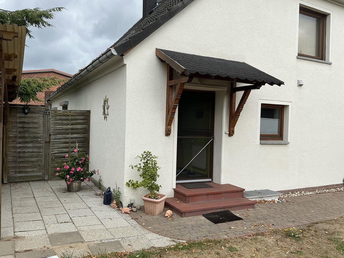 Prodej domu 180 m², pozemek 1.649 m², Peetsch 39, Mirow, Mecklenburg-Vorpommern Prodej domu 180 m², pozemek 1.649 m², Peetsch 39, Mirow, Mecklenburg-Vorpommern