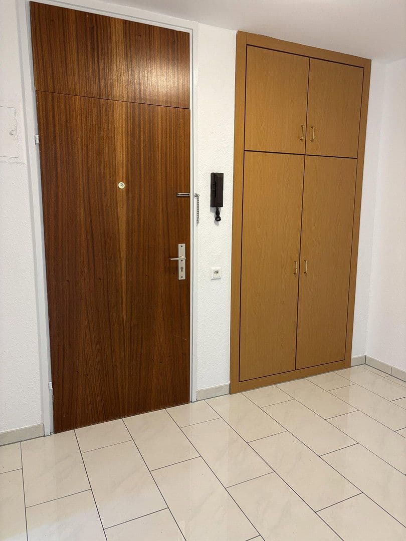 Pronájem bytu 2+1 59 m², Berliner Allee 56, Augsburg, Bavorsko Pronájem bytu 2+1 59 m², Berliner Allee 56, Augsburg, Bavorsko