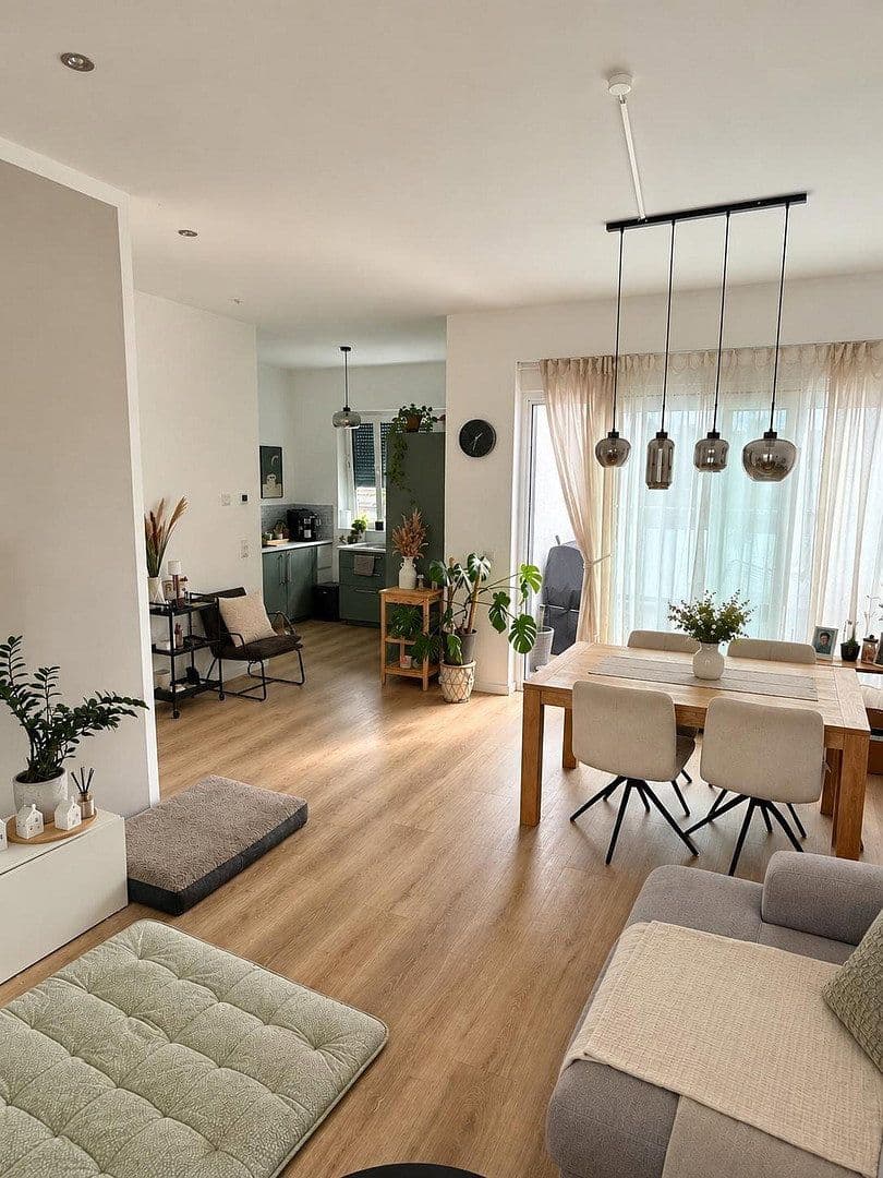 Pronájem bytu 3+1 96 m², Düren, Severní Porýní-Vestfálsko Pronájem bytu 3+1 96 m², Düren, Severní Porýní-Vestfálsko