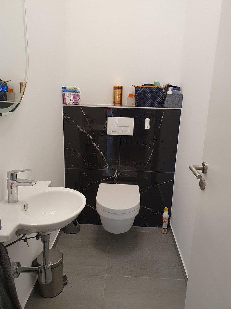 Pronájem bytu 3+1 96 m², Düren, Severní Porýní-Vestfálsko Pronájem bytu 3+1 96 m², Düren, Severní Porýní-Vestfálsko
