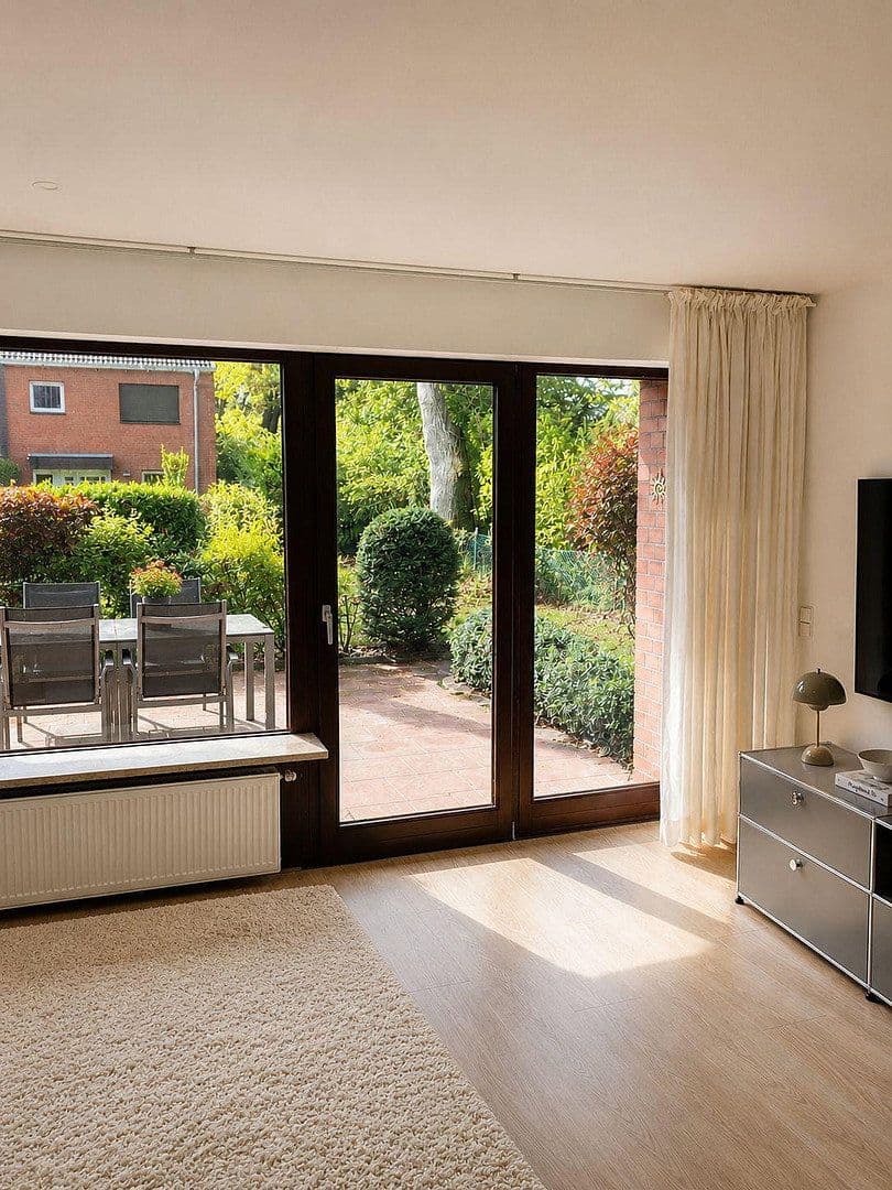 Prodej domu 130 m², pozemek 395 m², Wacholderweg 53, Henstedt-Ulzburg, Šlesvicko-Holštýnsko Prodej domu 130 m², pozemek 395 m², Wacholderweg 53, Henstedt-Ulzburg, Šlesvicko-Holštýnsko