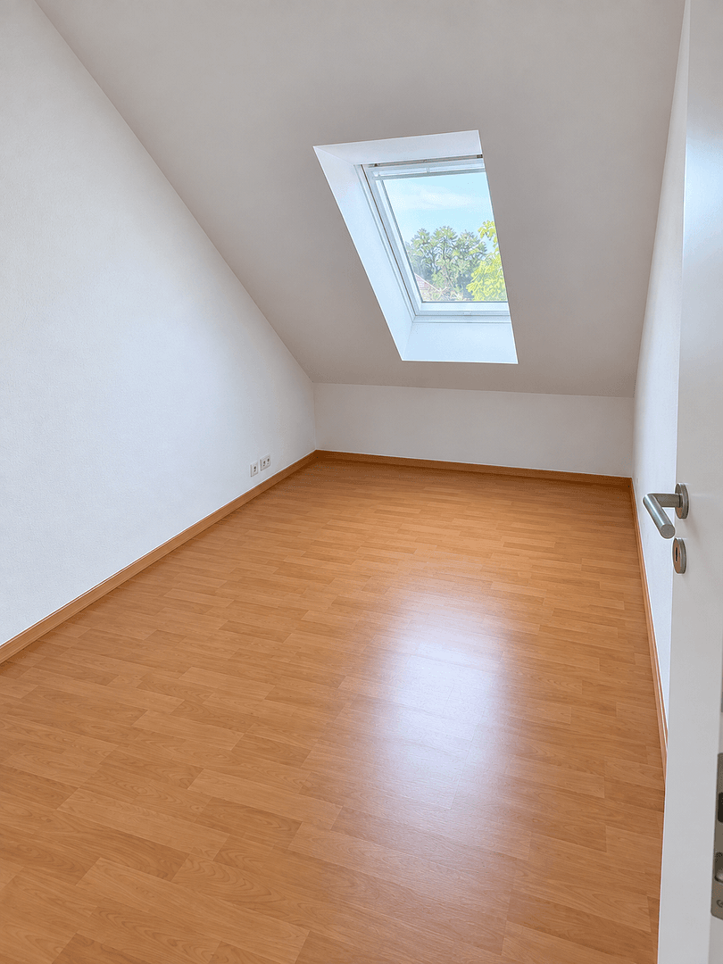Pronájem bytu 3+1 63 m², Velten, Braniborsko Pronájem bytu 3+1 63 m², Velten, Braniborsko