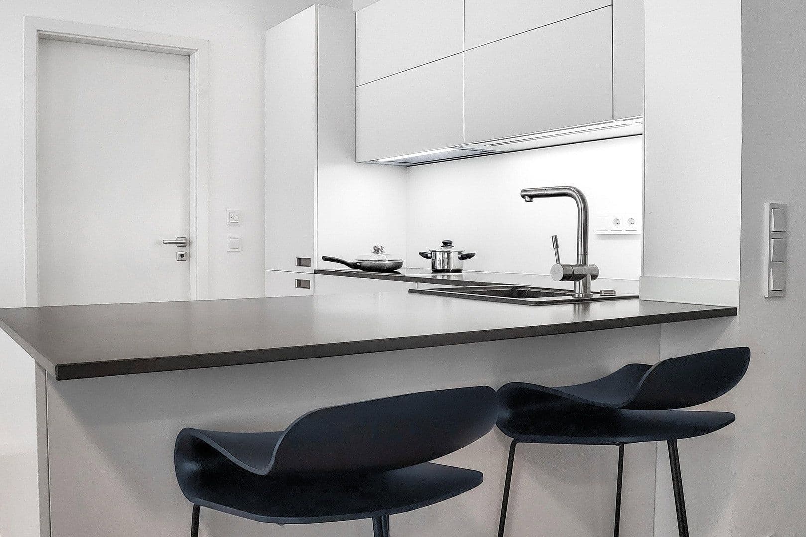 Prodej bytu 3+1 112 m², Chausseestraße 37, Top-Lage im Herzen von Berlin-Mitte, Berlín Prodej bytu 3+1 112 m², Chausseestraße 37, Top-Lage im Herzen von Berlin-Mitte, Berlín