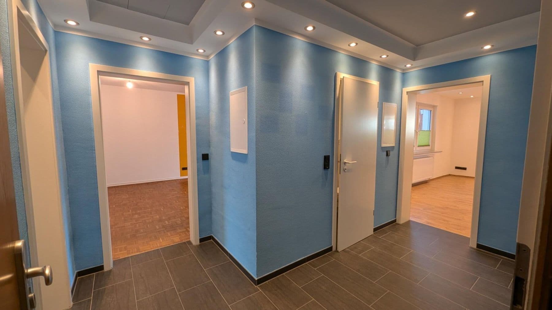 Prodej bytu 3+1 94 m², Oberhausen, Severní Porýní-Vestfálsko Prodej bytu 3+1 94 m², Oberhausen, Severní Porýní-Vestfálsko