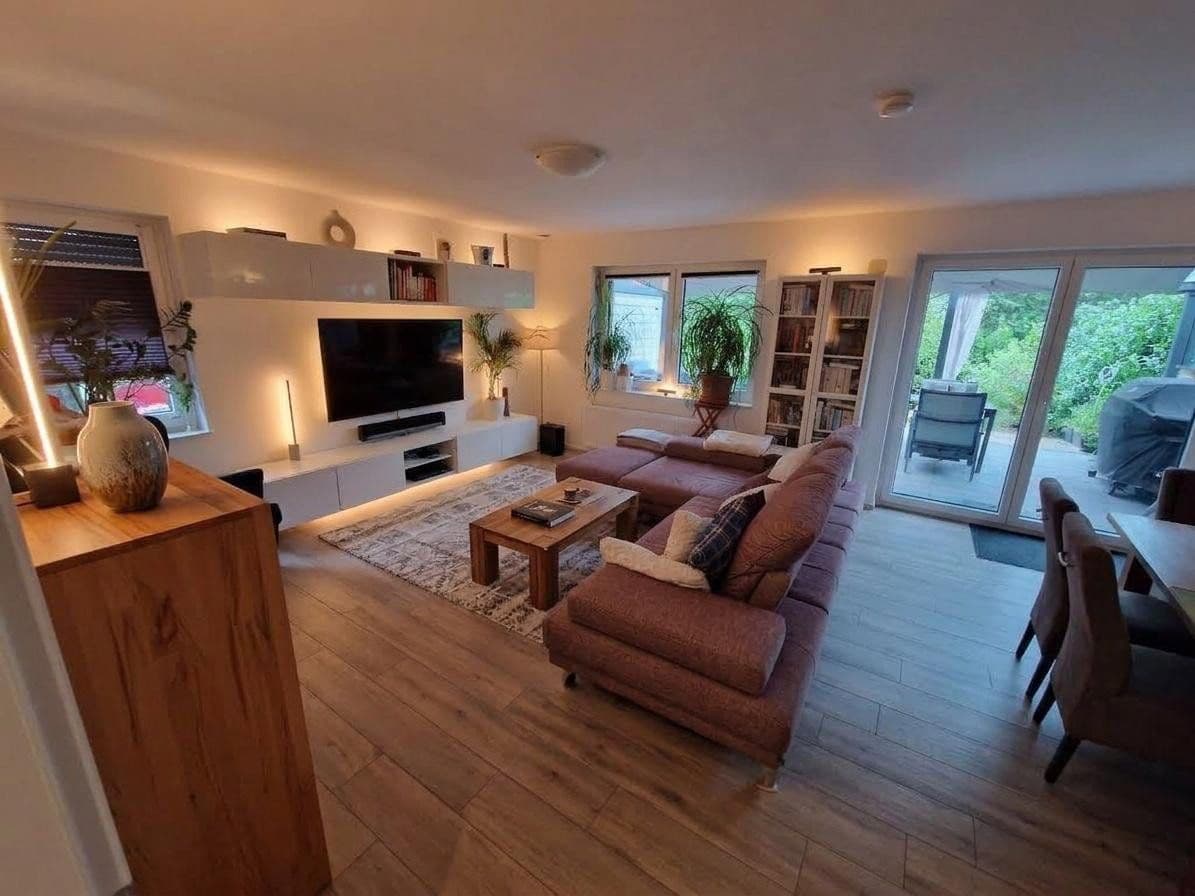 Pronájem domu 126 m², pozemek 350 m², Schmalfeld, Šlesvicko-Holštýnsko Pronájem domu 126 m², pozemek 350 m², Schmalfeld, Šlesvicko-Holštýnsko